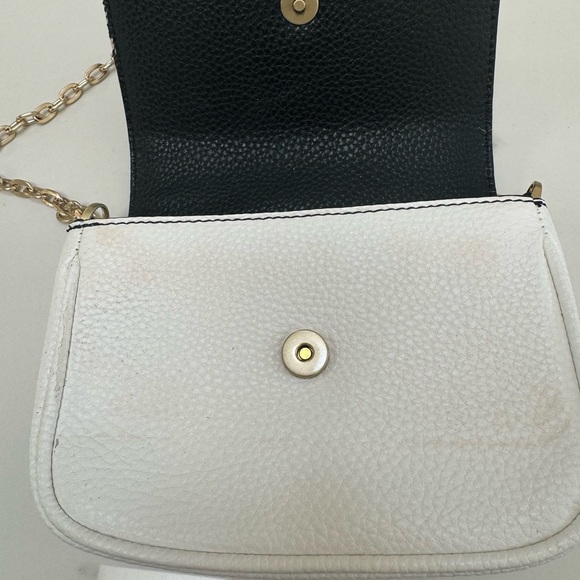 NWT - Armani Exchange Cross Body Bag - Picture 7 of 7